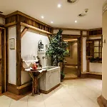 Hotel Daniel 4*