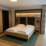 Daniel Hotel